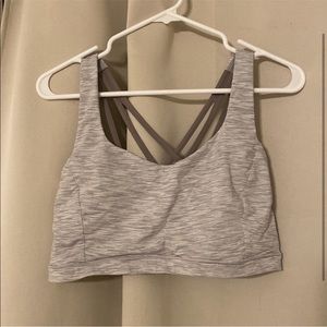 Lululemon serene to be sports bra